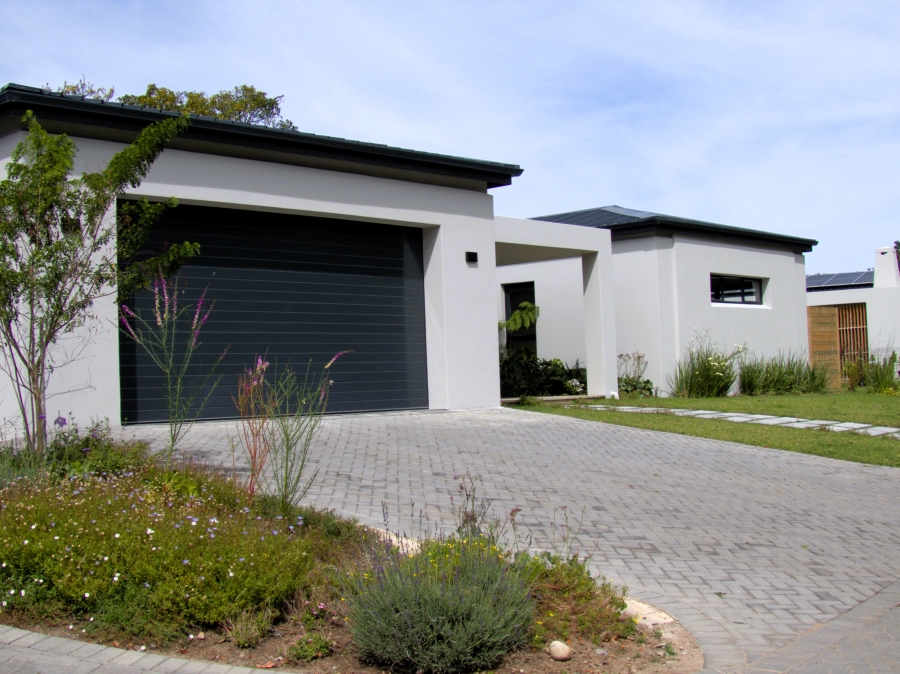 3 Bedroom Property for Sale in Twin Rivers Western Cape